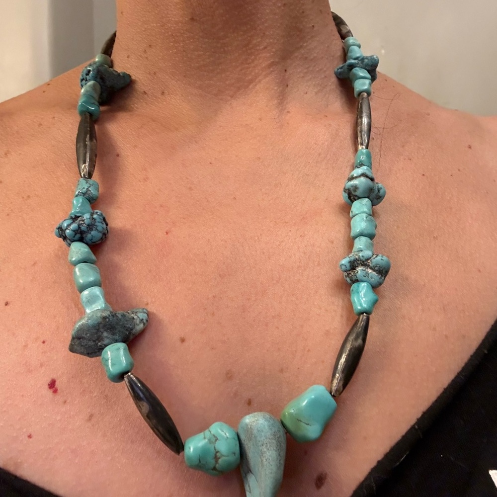 Vintage Native Navajo Beads Turquoise Nugget Necklace